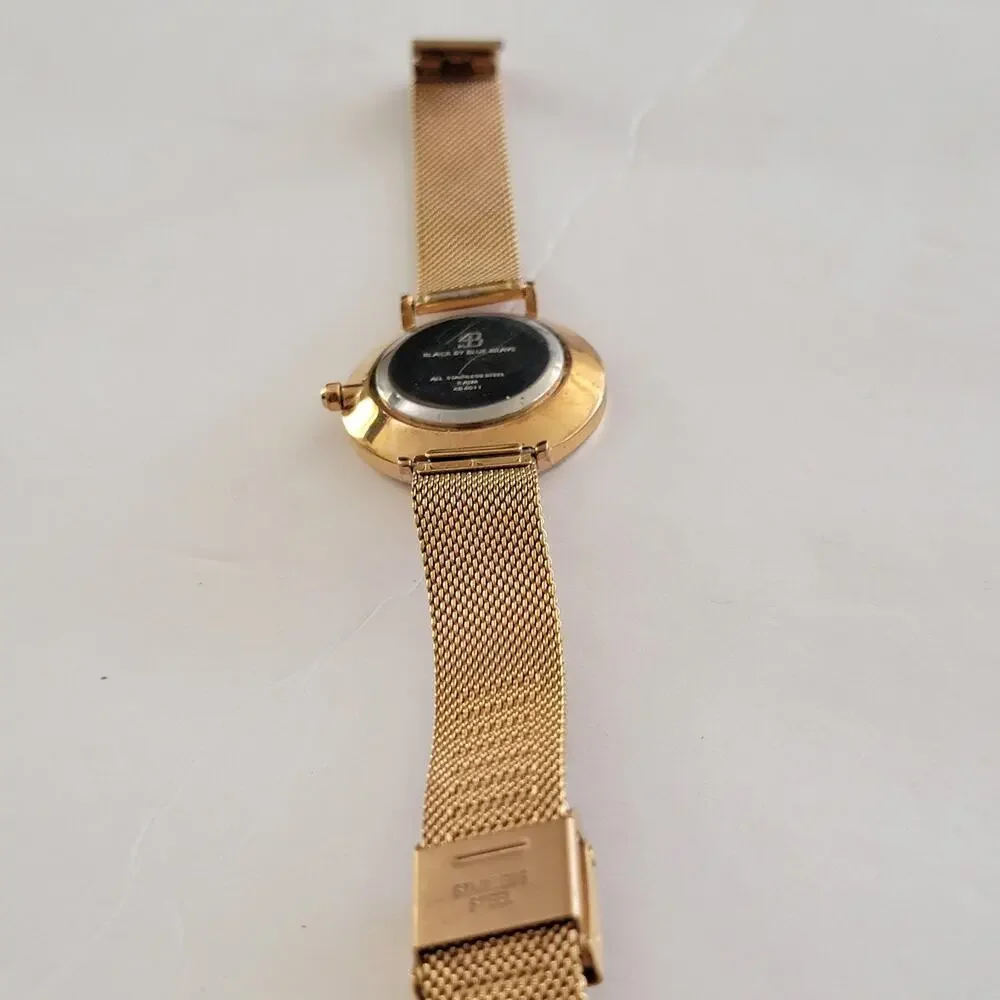 BLACK BY BLUE BRAVE Womens Watch Black Dial Gold Case Mesh Band Quartz